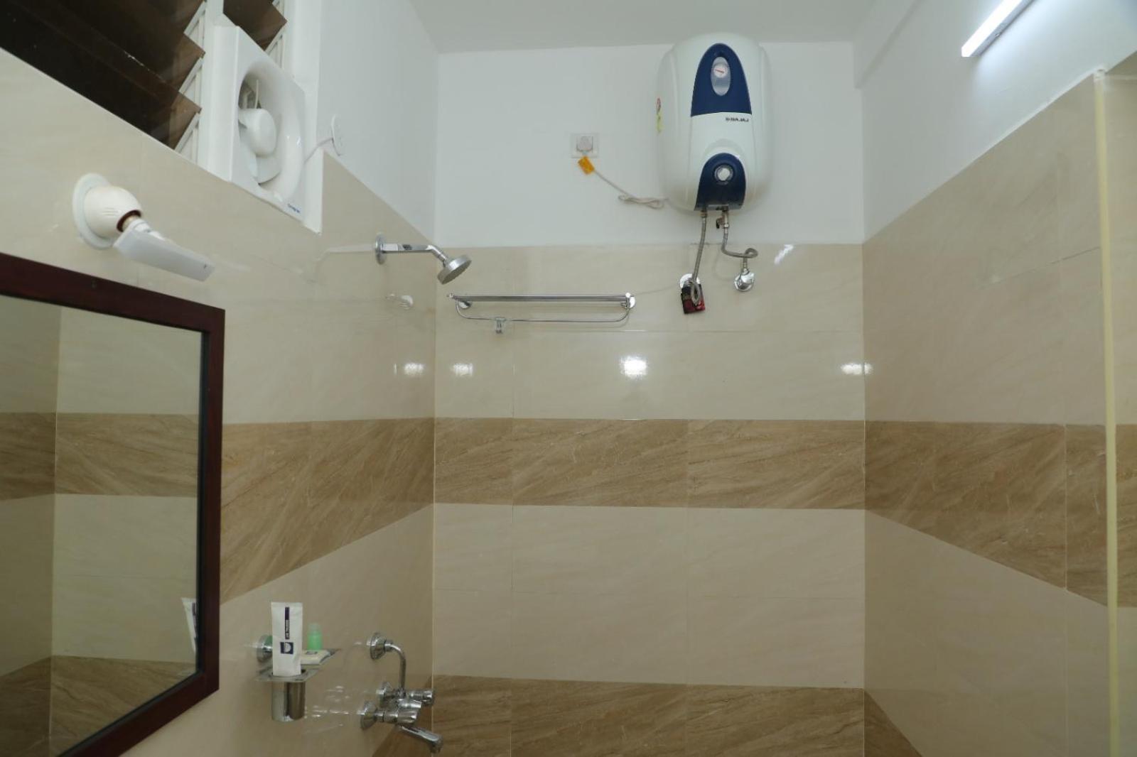 Annai Residency Hotel Vellore Exterior photo